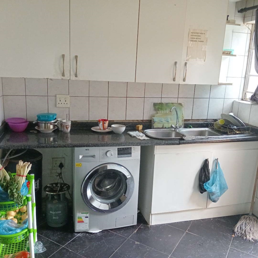 4 Bedroom Property for Sale in Bloubosrand Gauteng