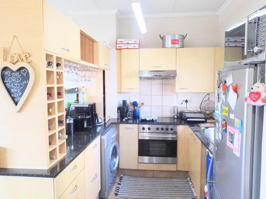 2 Bedroom Property for Sale in Sunninghill Gauteng