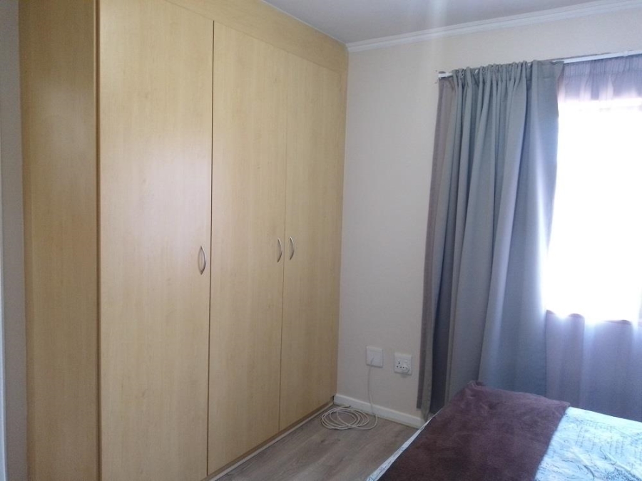 2 Bedroom Property for Sale in Sunninghill Gauteng