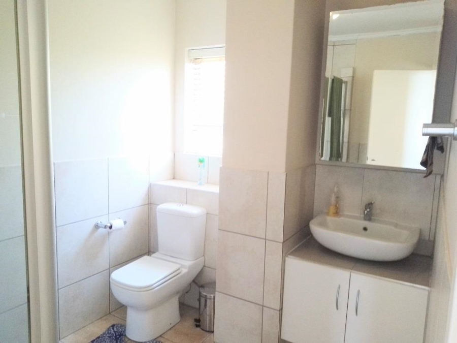 2 Bedroom Property for Sale in Sunninghill Gauteng