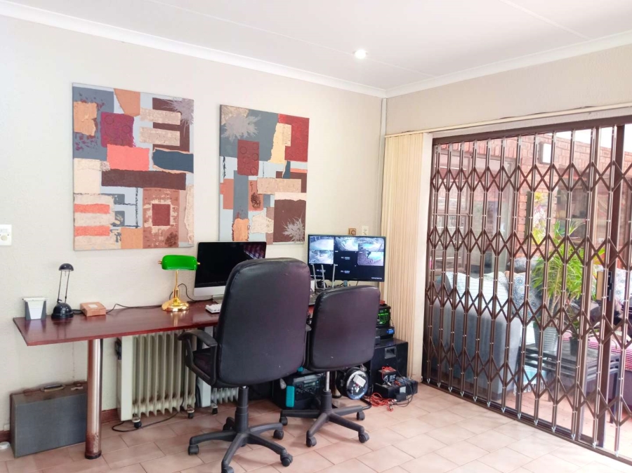3 Bedroom Property for Sale in Bruma Gauteng