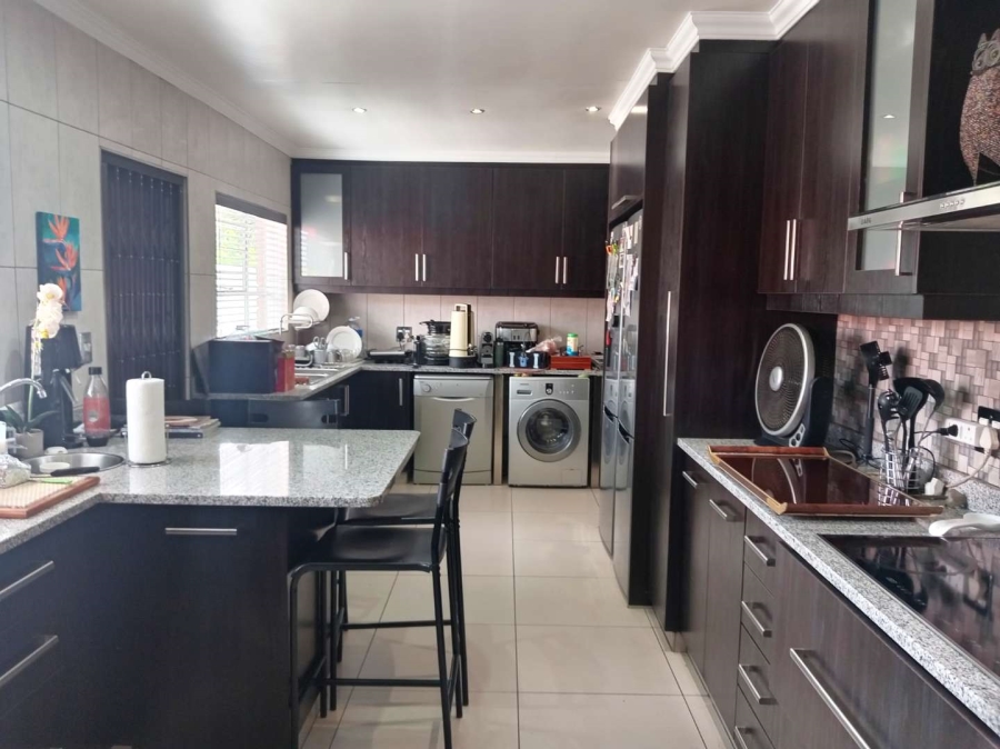 3 Bedroom Property for Sale in Bruma Gauteng