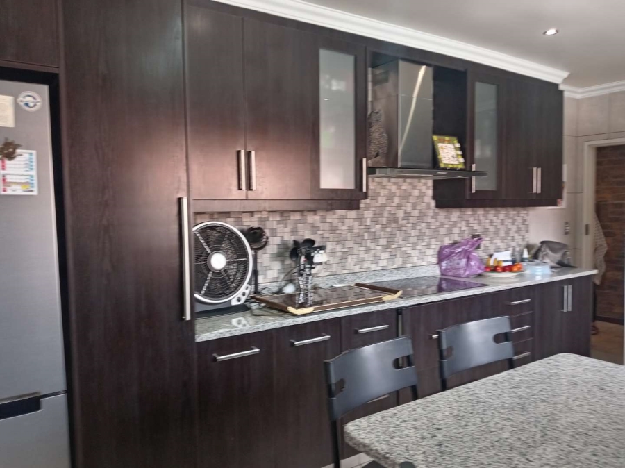 3 Bedroom Property for Sale in Bruma Gauteng