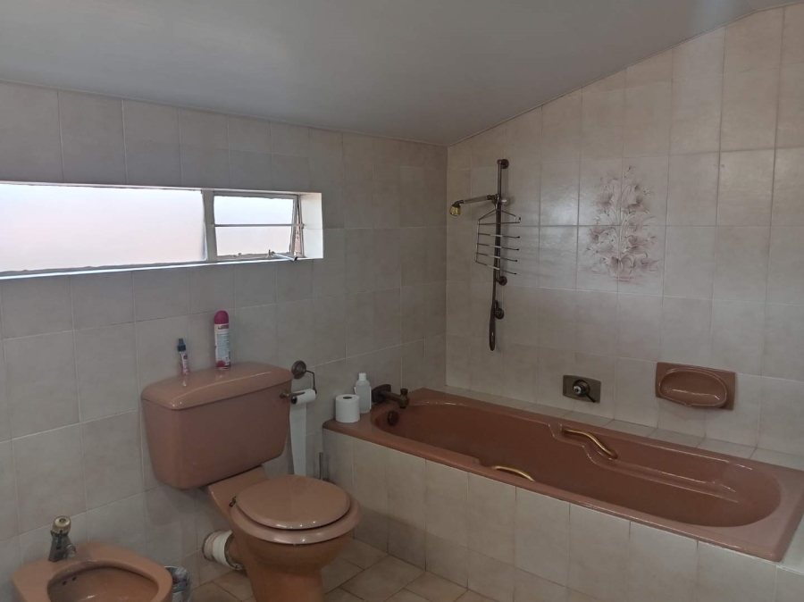 3 Bedroom Property for Sale in Bruma Gauteng