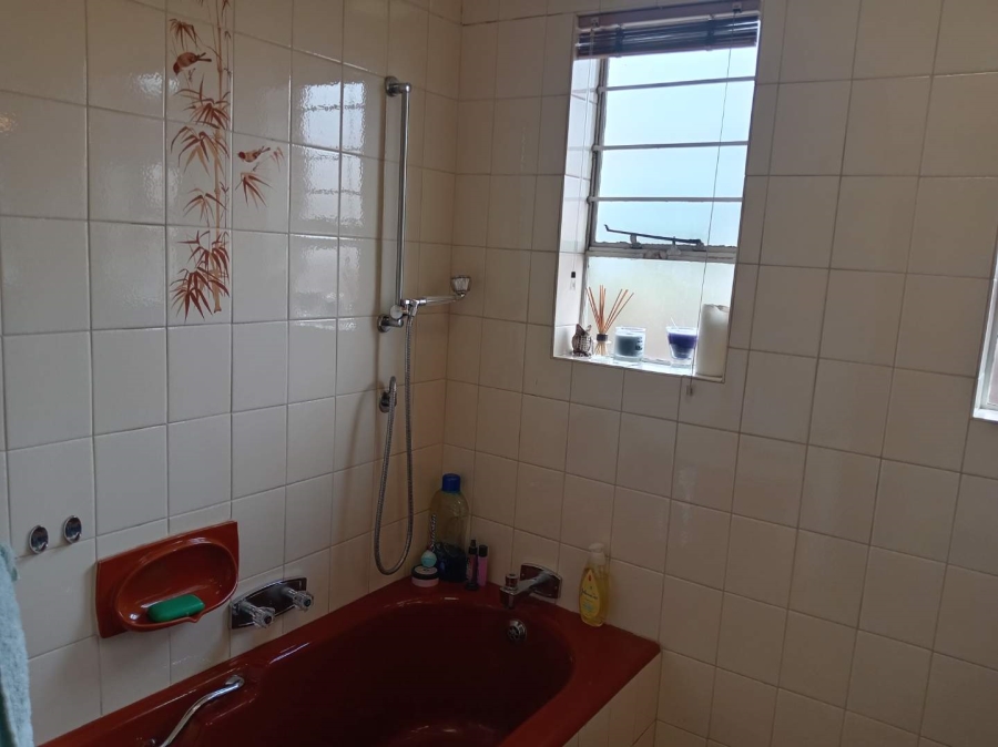 3 Bedroom Property for Sale in Bruma Gauteng
