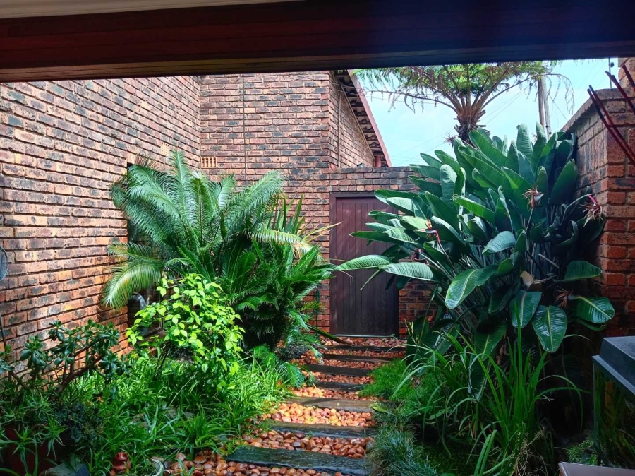 3 Bedroom Property for Sale in Bruma Gauteng