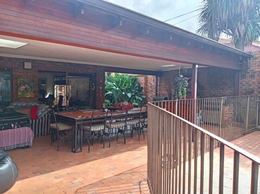 3 Bedroom Property for Sale in Bruma Gauteng