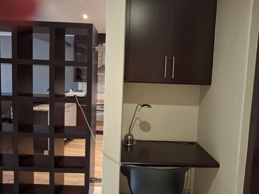 To Let 2 Bedroom Property for Rent in Benmore Gauteng