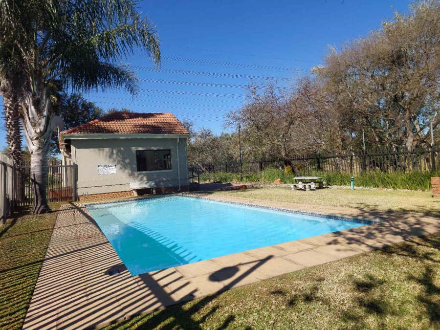 2 Bedroom Property for Sale in Craigavon Gauteng