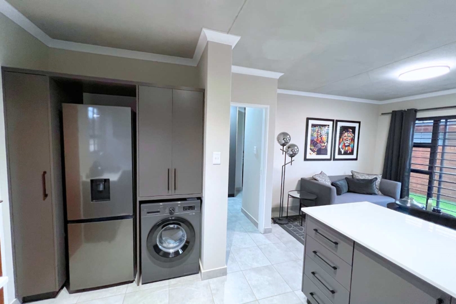2 Bedroom Property for Sale in Sinoville Gauteng