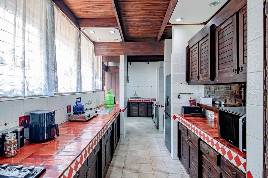 3 Bedroom Property for Sale in Muckleneuk Gauteng