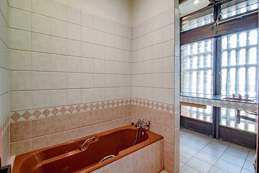 3 Bedroom Property for Sale in Muckleneuk Gauteng