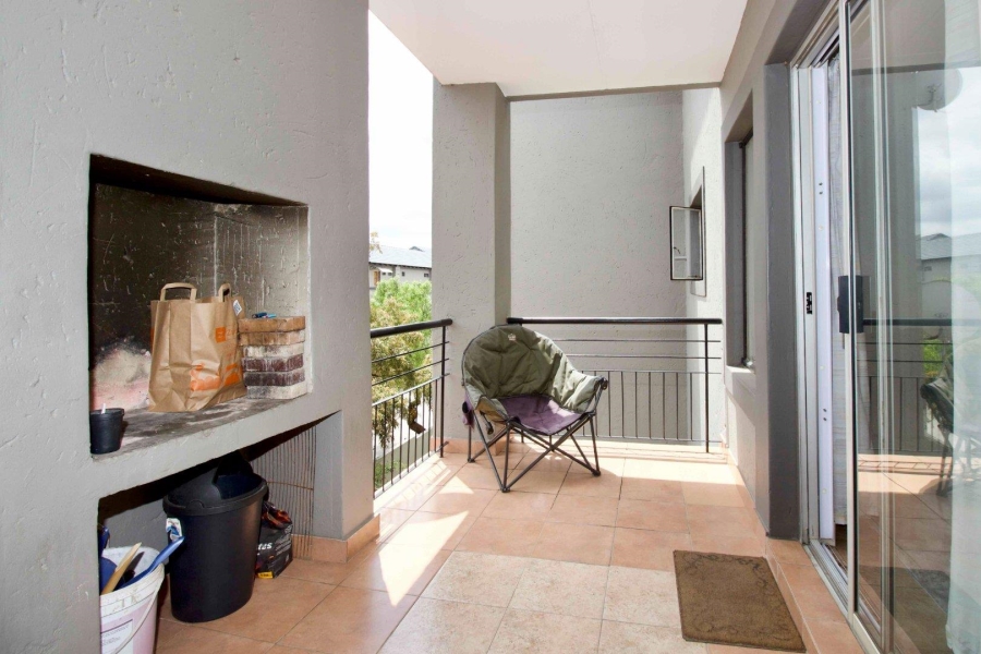 2 Bedroom Property for Sale in Noordwyk Gauteng