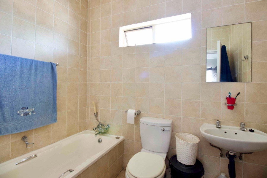 2 Bedroom Property for Sale in Noordwyk Gauteng