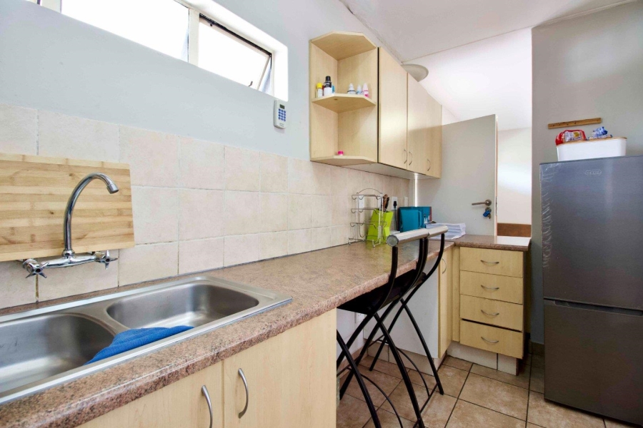 2 Bedroom Property for Sale in Noordwyk Gauteng