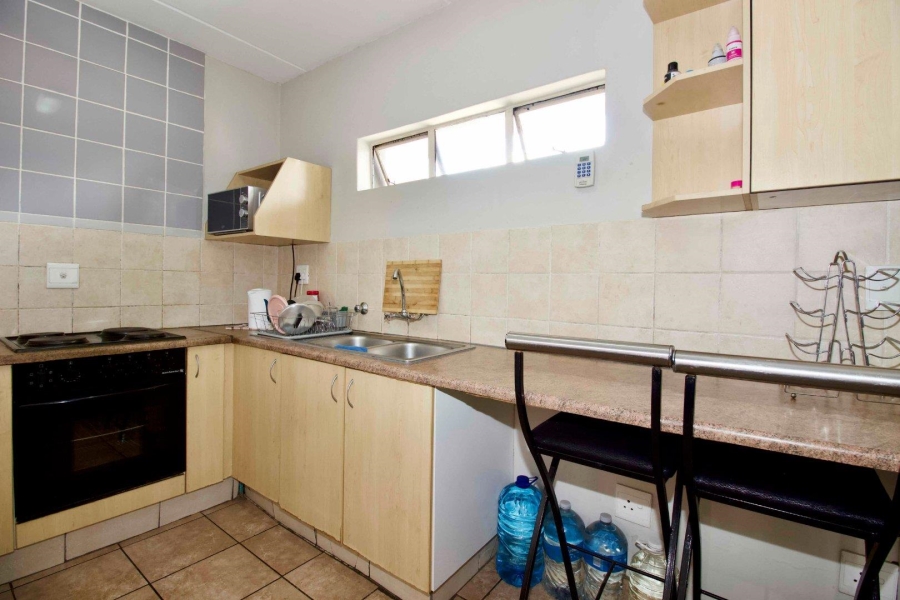 2 Bedroom Property for Sale in Noordwyk Gauteng