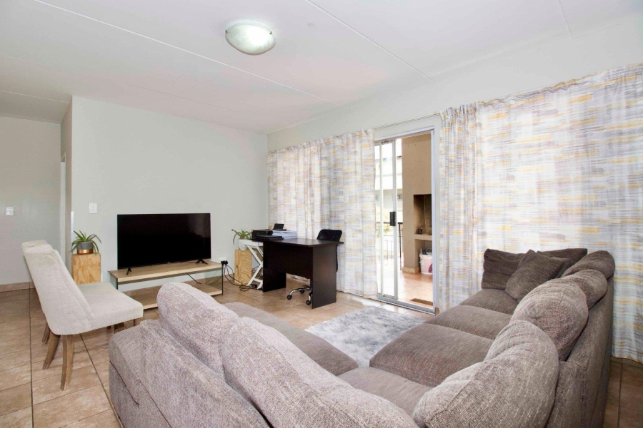 2 Bedroom Property for Sale in Noordwyk Gauteng