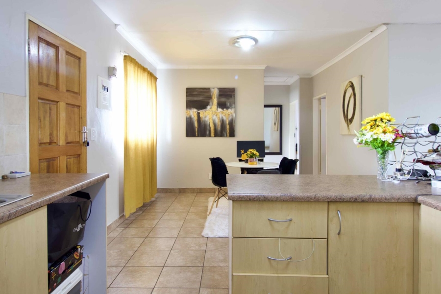 2 Bedroom Property for Sale in Noordwyk Gauteng
