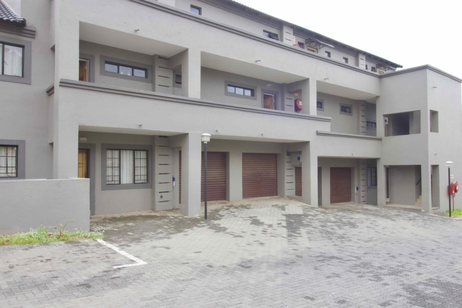 2 Bedroom Property for Sale in Noordwyk Gauteng