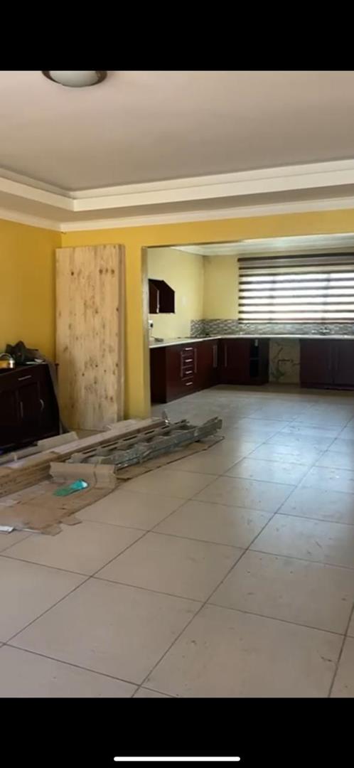 To Let 2 Bedroom Property for Rent in Leachville Gauteng