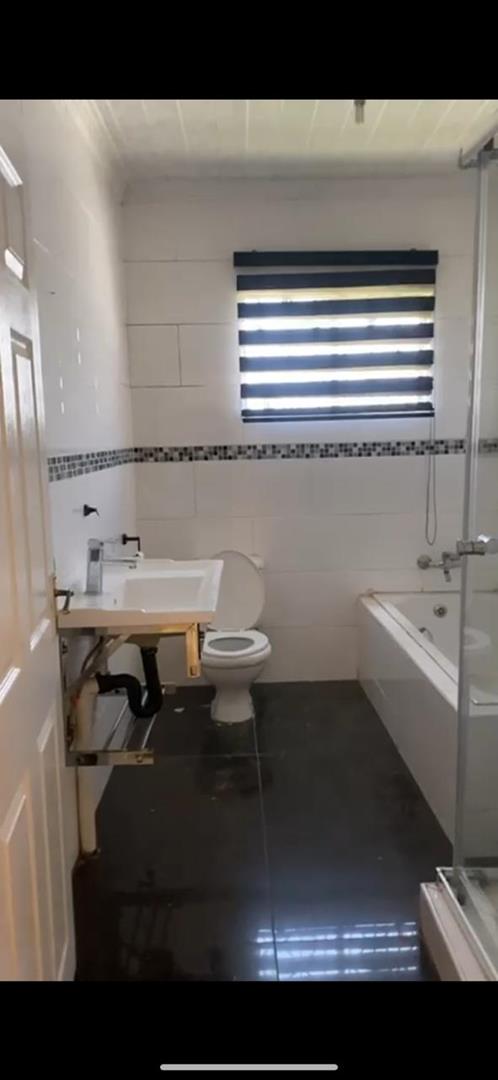 To Let 2 Bedroom Property for Rent in Leachville Gauteng