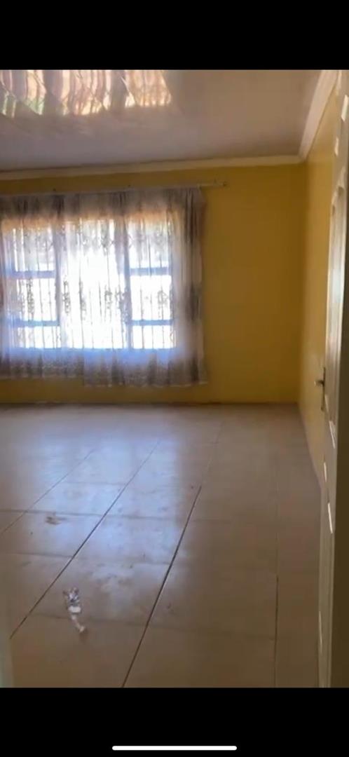 To Let 2 Bedroom Property for Rent in Leachville Gauteng