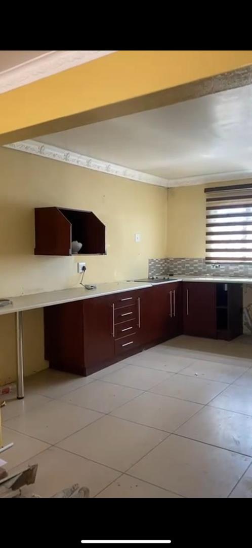 To Let 2 Bedroom Property for Rent in Leachville Gauteng