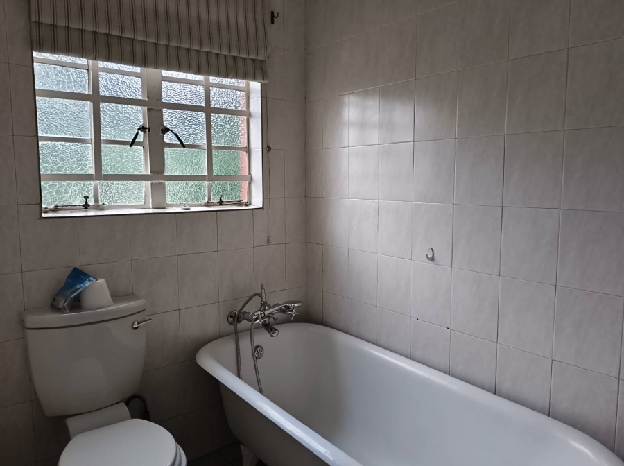 To Let 2 Bedroom Property for Rent in Lambton Gauteng