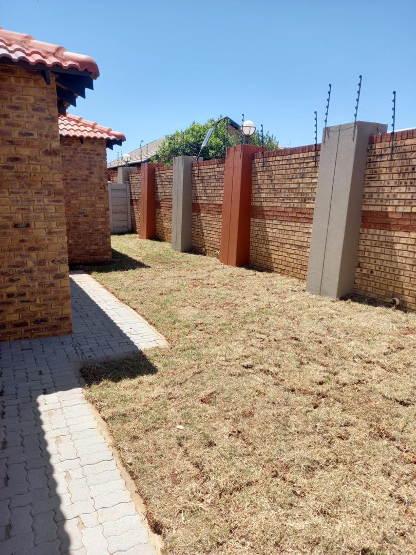 2 Bedroom Property for Sale in Riversdale Gauteng