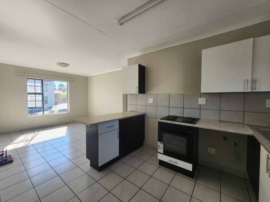 To Let 2 Bedroom Property for Rent in Rooihuiskraal Gauteng