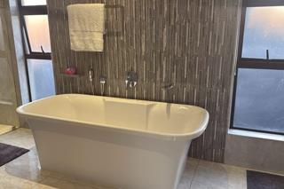 4 Bedroom Property for Sale in Midstream Ridge Gauteng