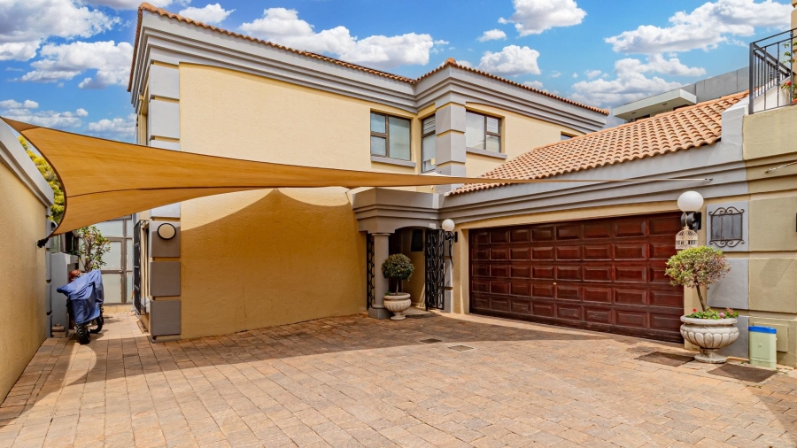 4 Bedroom Property for Sale in Bedfordview Gauteng