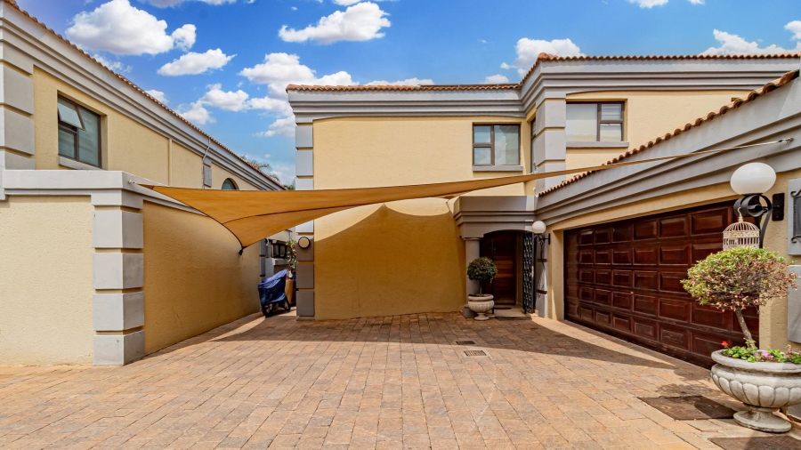 4 Bedroom Property for Sale in Bedfordview Gauteng