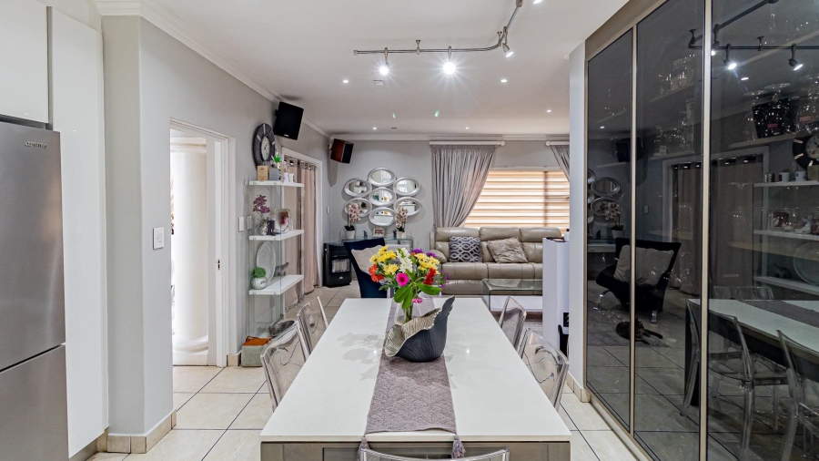 4 Bedroom Property for Sale in Bedfordview Gauteng
