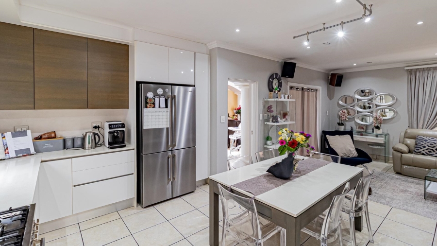 4 Bedroom Property for Sale in Bedfordview Gauteng