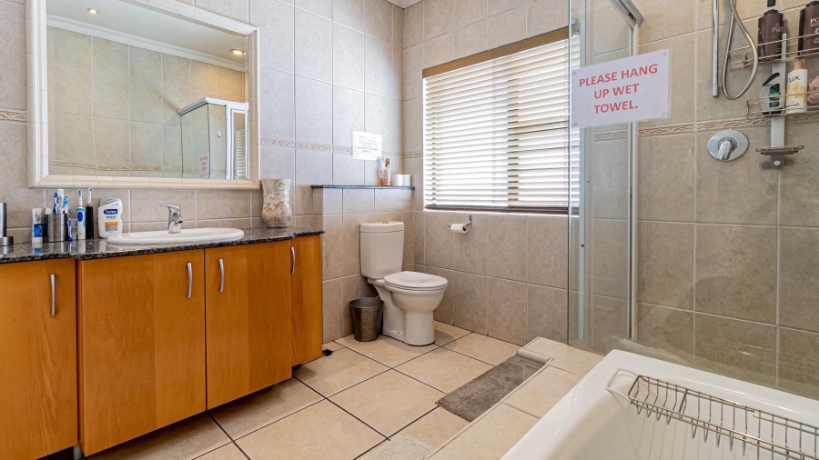 4 Bedroom Property for Sale in Bedfordview Gauteng