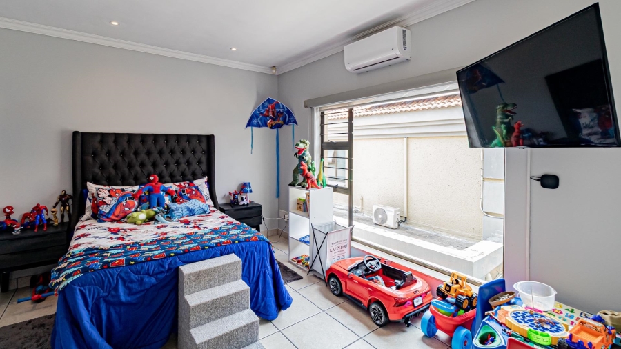 4 Bedroom Property for Sale in Bedfordview Gauteng