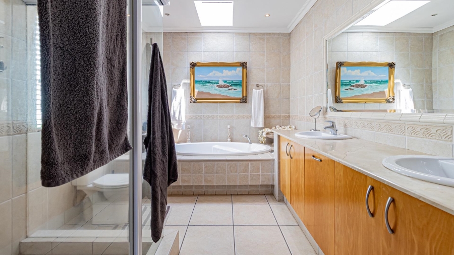 4 Bedroom Property for Sale in Bedfordview Gauteng