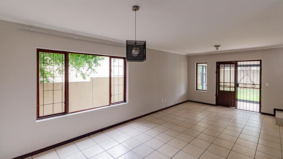 To Let 3 Bedroom Property for Rent in Craigavon Gauteng