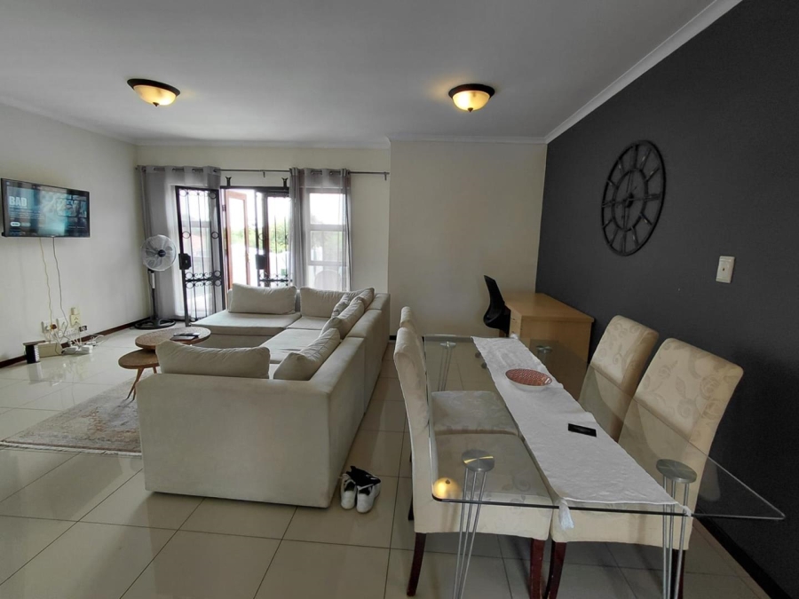 1 Bedroom Property for Sale in Fourways Gauteng