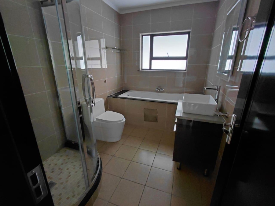 To Let 3 Bedroom Property for Rent in Kengies Gauteng