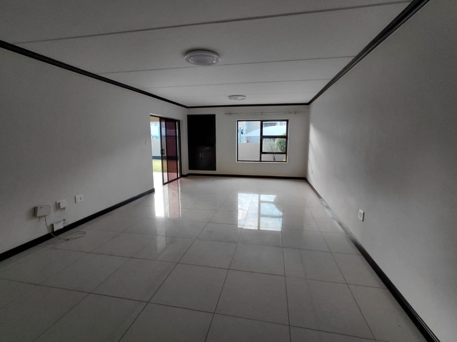 To Let 3 Bedroom Property for Rent in Kengies Gauteng