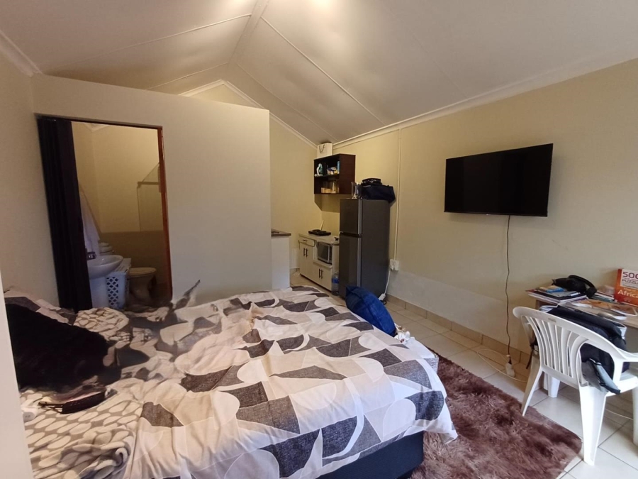 To Let 1 Bedroom Property for Rent in Olivedale Gauteng