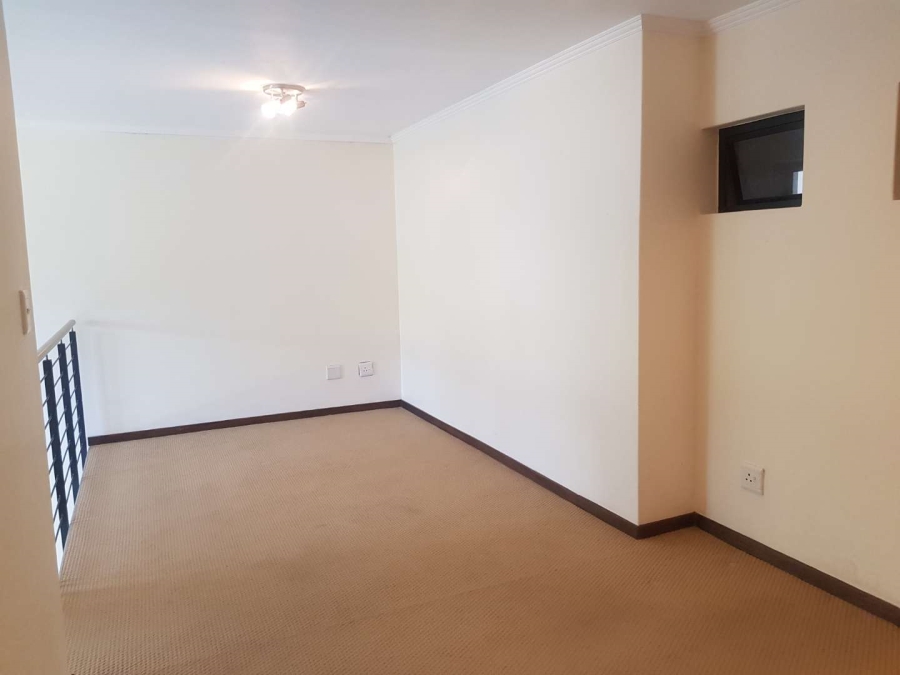 2 Bedroom Property for Sale in Jackal Creek Golf Estate Gauteng