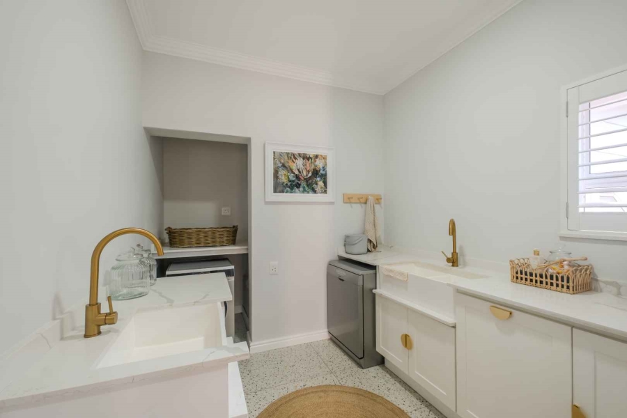 4 Bedroom Property for Sale in Woodlands Gauteng