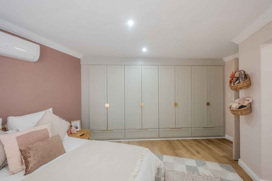 4 Bedroom Property for Sale in Woodlands Gauteng