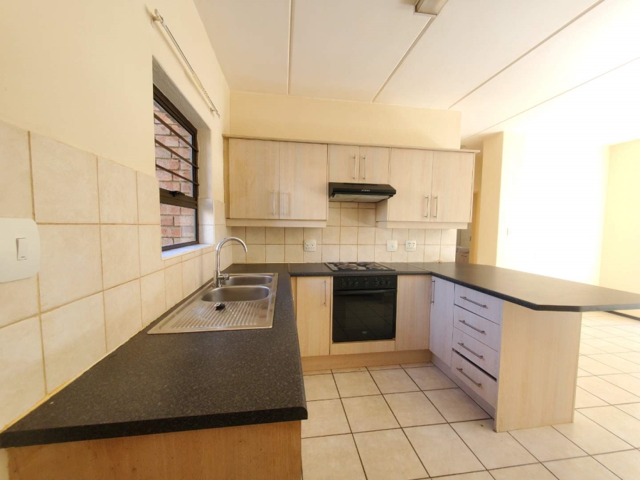 2 Bedroom Property for Sale in North Riding Gauteng
