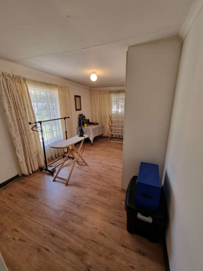 3 Bedroom Property for Sale in Roseacres Gauteng