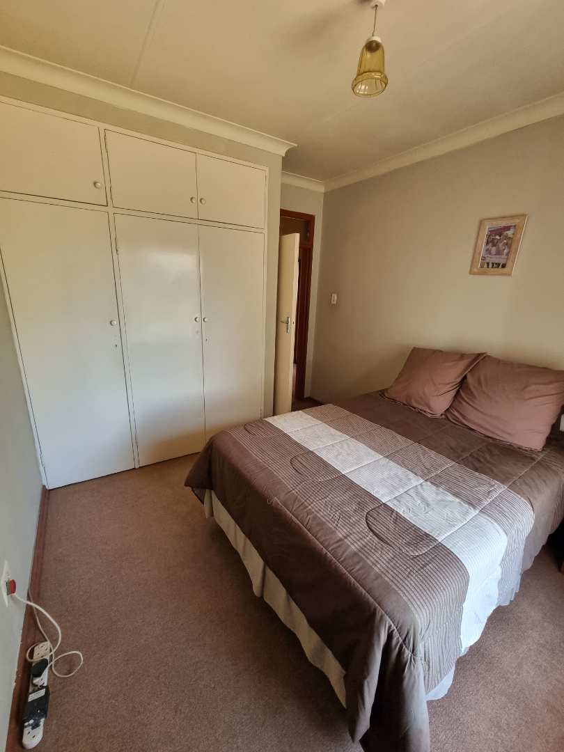 3 Bedroom Property for Sale in Roseacres Gauteng