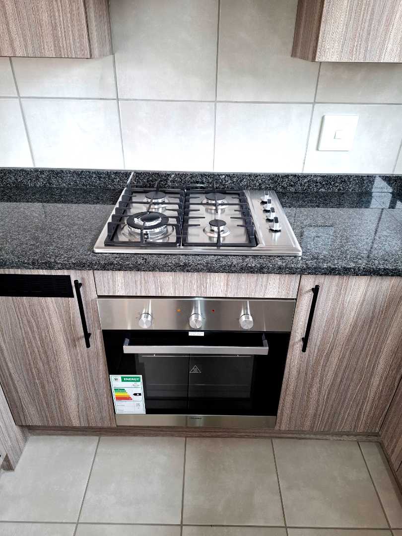 2 Bedroom Property for Sale in Brackendowns Gauteng